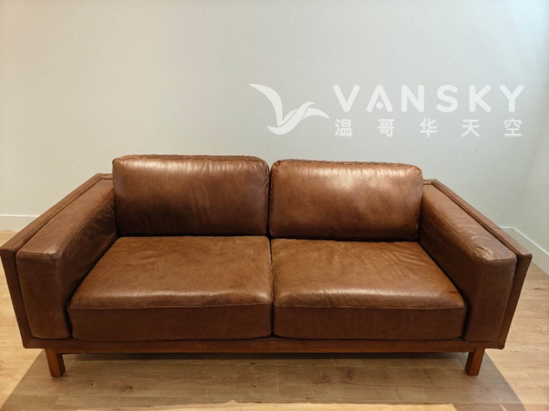 250616231121_Famous brand leather sofa.jpg